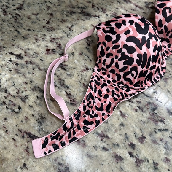 Pink wear everywhere lightly lined wired size 36 C - Picture 3 of 6
